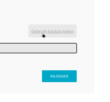 Een schermafbeelding van de inlogpagina met de link Gebruik backup token en een blauwe knop met de tekst Inloggen.